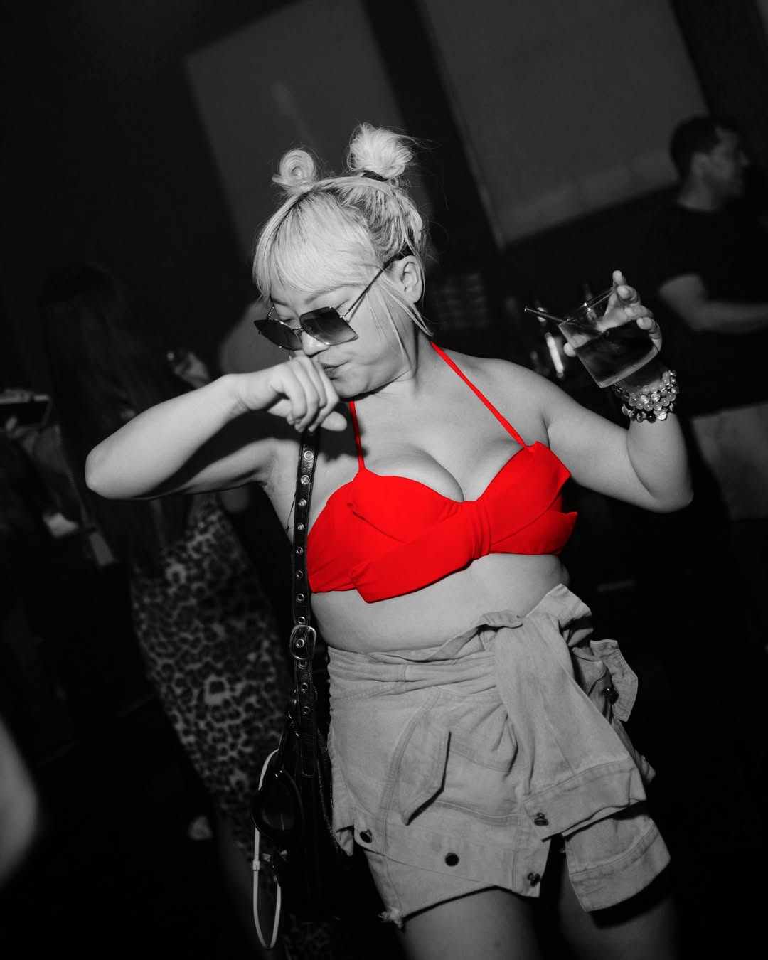 Mixy nightlife moment