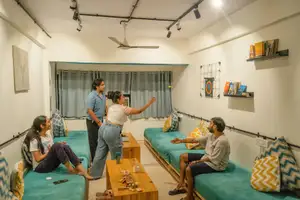 Locomo Hostel Express - Stay | Work | Eat