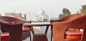 Joey's Hostel Agra